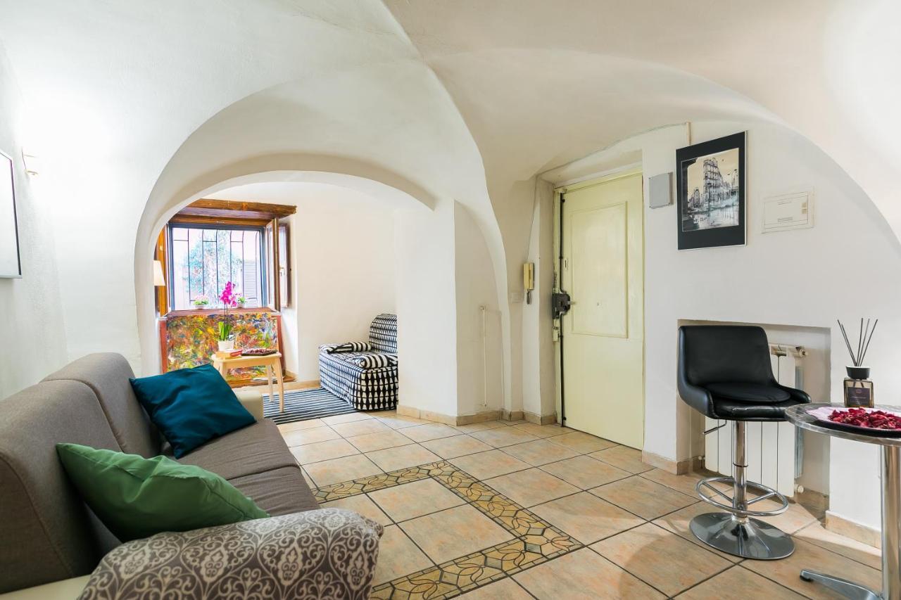 Moro 50 - Loft In Trastevere ローマ エクステリア 写真