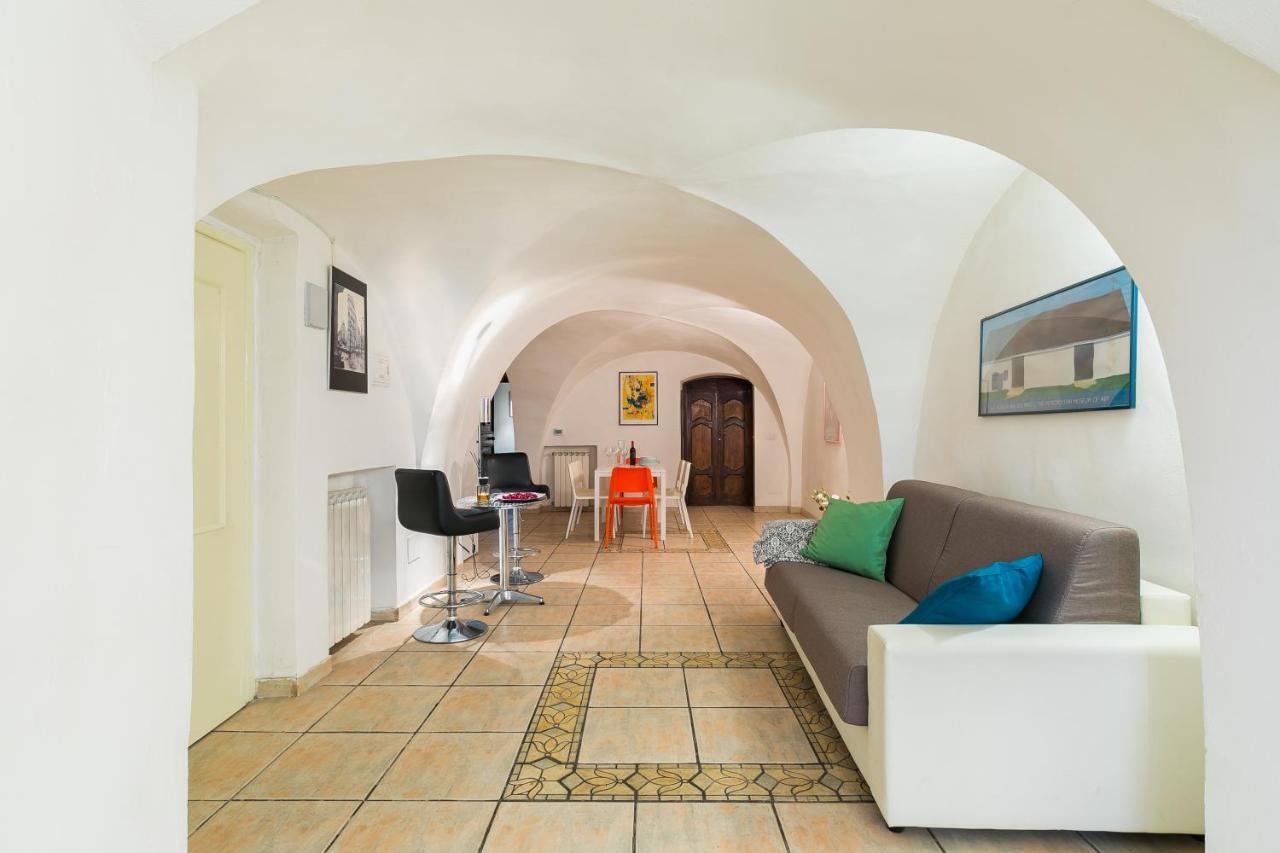 Moro 50 - Loft In Trastevere ローマ エクステリア 写真
