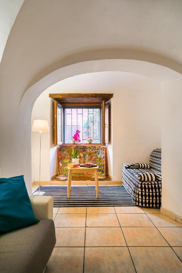 Moro 50 - Loft In Trastevere ローマ エクステリア 写真