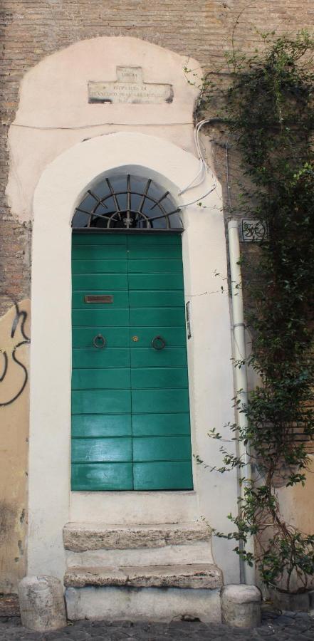 Moro 50 - Loft In Trastevere ローマ エクステリア 写真