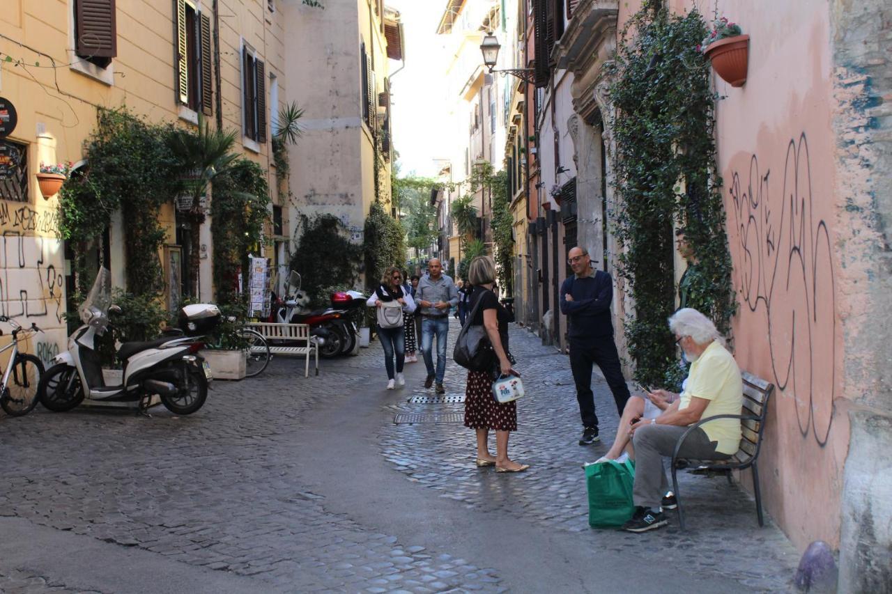 Moro 50 - Loft In Trastevere ローマ エクステリア 写真