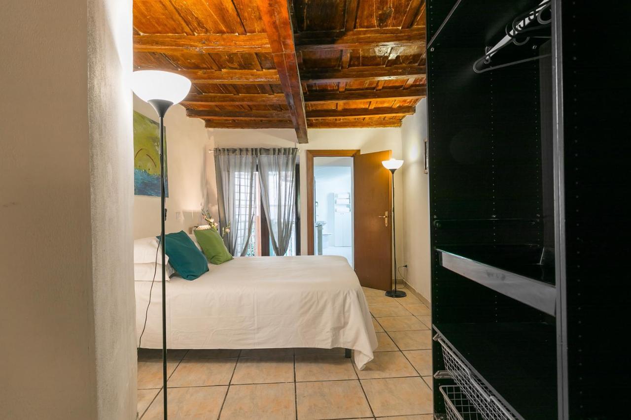 Moro 50 - Loft In Trastevere ローマ エクステリア 写真